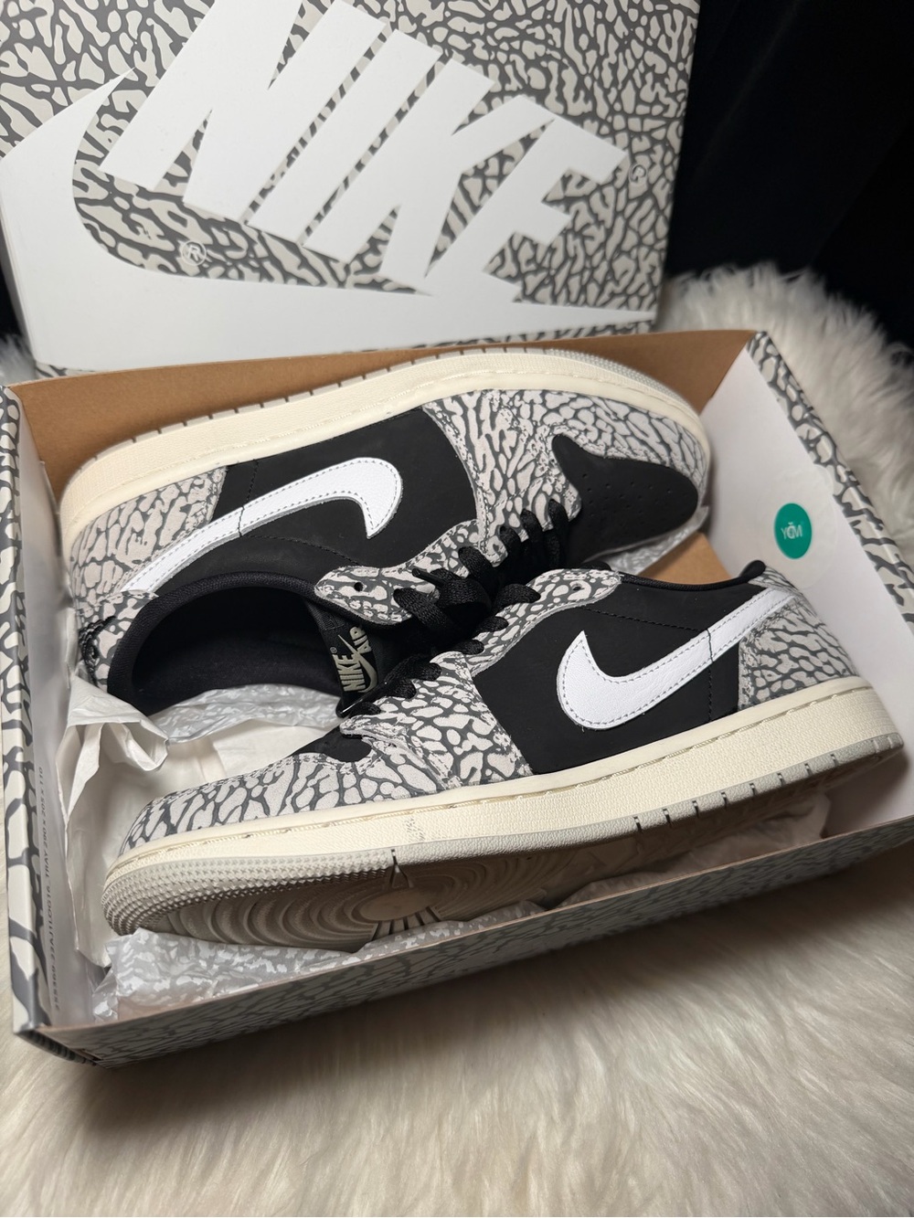 Nike Air Jordan 1 Retro Low OG 'Black Cement' CZ0775-001 Women’s Size 9 - Picture 3 of 13